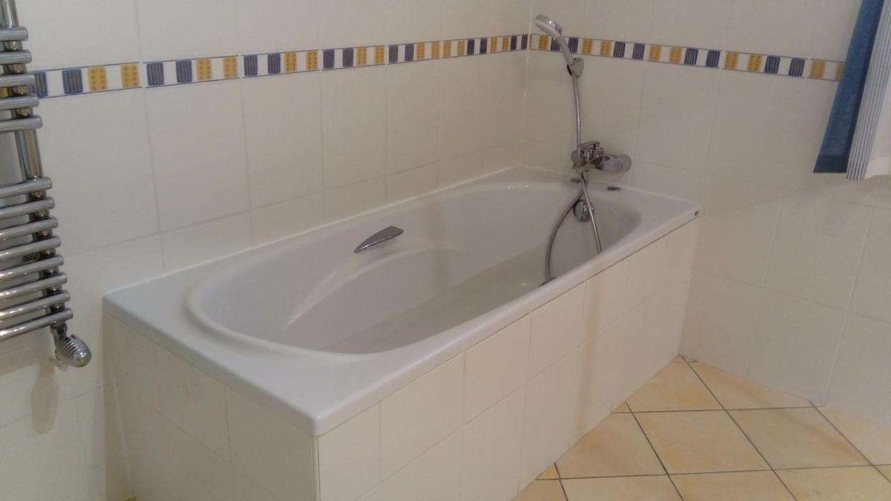 L'Esthélio gîte Ambérieu-en-Bugey Extérieur photo
